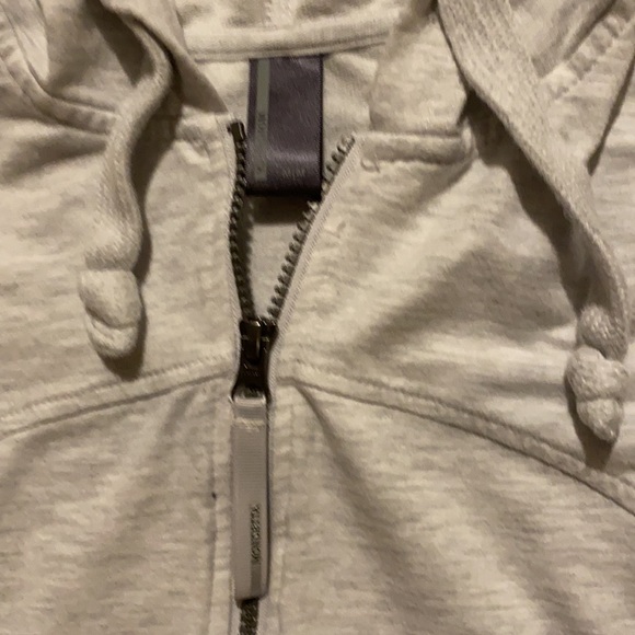 Mondetta long hoodie zip up jacket. Medium heather gray. - Picture 3 of 13